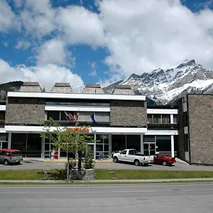 Voyager Banff