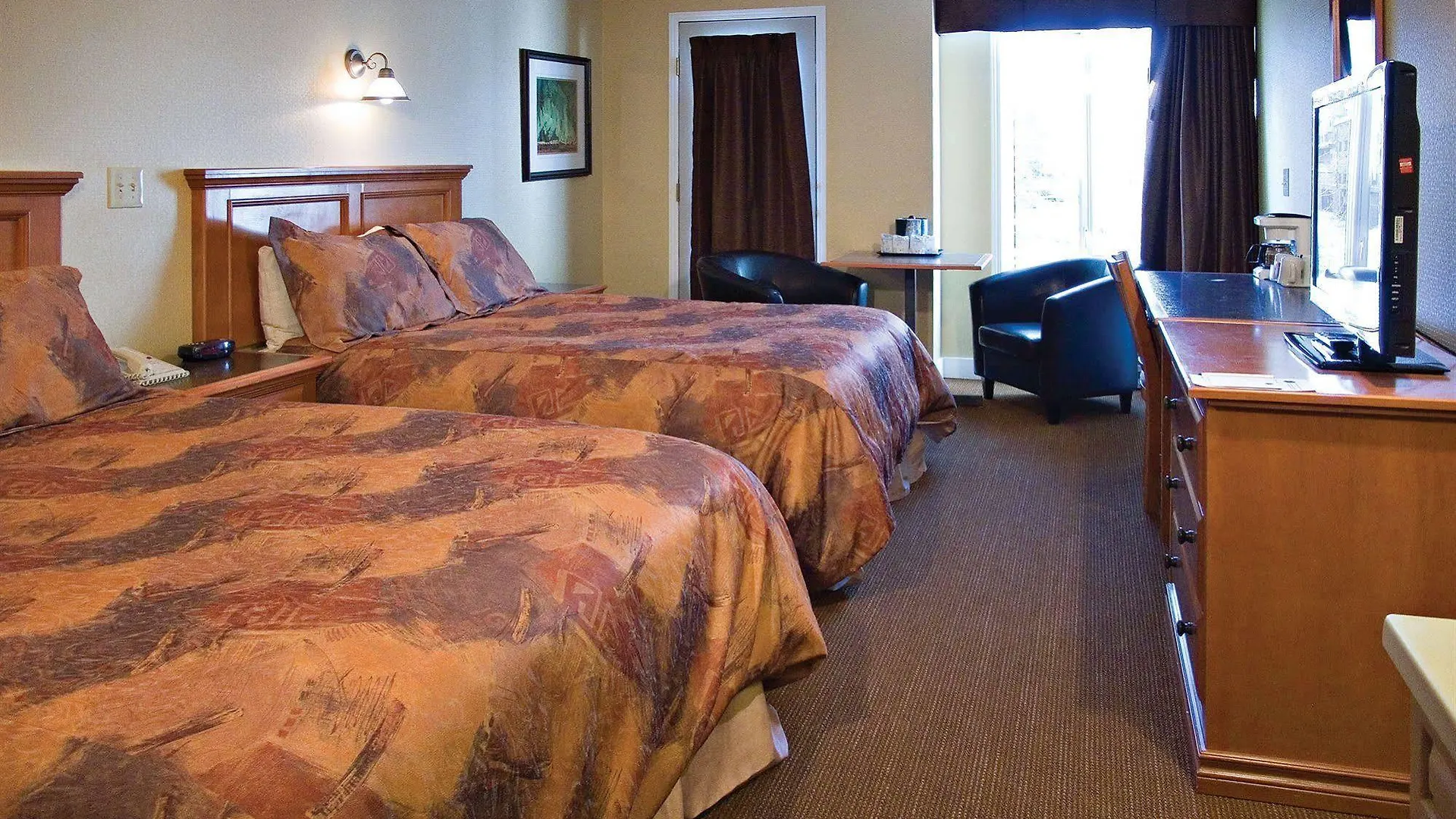 Irwin'S Mountain Inn Banff Hotel